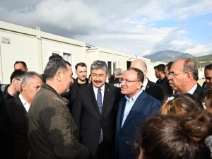 bakan-bozdag-adanada-2-Q2cjRFXf.jpg