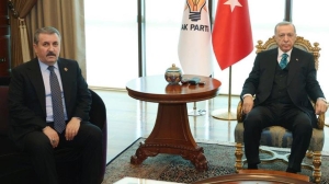cumhurbaskani-erdoganla-gorusen-mustafa-desticiden-birinci-aciklama-81-vilayette-kendi-logo-ve-adaylarimizla-secime-katilacagiz-q23S6Grg.jpg