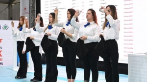 cumhuriyet-tarihinin-en-buyugu-mesken-hayali-kuranlarin-dort-gozle-bekledigi-kura-cekimi-basladi-ijSKCzNS.jpg