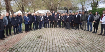gazetecilerden-zelzelenin-vurdugu-hataya-ziyaret-ak-partili-yayman-calismalar-hakkinda-bilgi-verdi-EbvUiEAW.jpg
