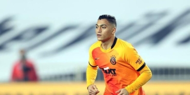 geri-donuyor-icardinin-imzasini-bekleyen-galatasaray-taraftarina-mostafa-mohamed-surprizi-Ma8RE3ur.jpg