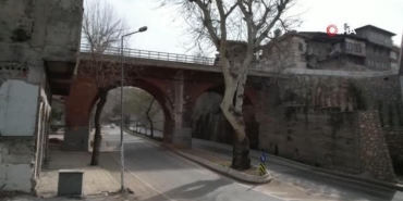 kahramanmarasli-sehitlerin-anisina-yapilmisti-kanlidere-koprusu-zelzelede-ayakta-kaldi-i9kc1fuI.jpg