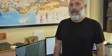 yer-bilimci-dr-sumer-antakyada-meyyit-deniz-fay-zonunun-kuzey-kismina-dikkat-ytrSUL9I.jpg
