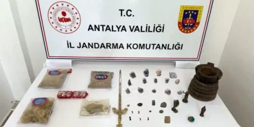 antalyada-tarihi-eser-operasyonu-WGKOnQvx.jpg