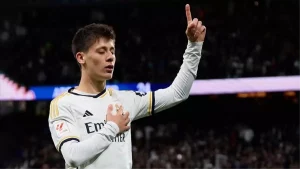 arda-guler-kimdir-real-madridde-oynayan-arda-guler-kac-yasinda-aslen-nereli-rZqxOrqd.jpg