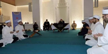 denizlide-hafizlara-icazet-merasimi-duzenlendi-L5yNXmhP.jpg
