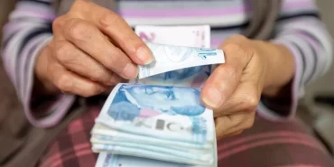 emekli-artirim-oranlari-2025-emekli-orta-artirimi-asik-r-oldu-mu-en-dusuk-emekli-maasi-ne-kadar-olacak-aAiVTkiy.jpg