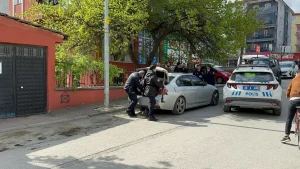 eskisehirde-polis-takimlarinin-ihtarina-uymayan-sofore-yuksek-para-cezasi-wZdSv2QZ.jpg