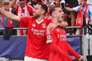 fenerbahcede-surpriz-ayrilik-kerem-ve-orkunun-yanina-bir-turk-daha-bCgkNU1p.jpg