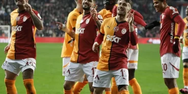 galatasaray-samsunsporu-deplasmanda-2-0-yendi-PYRhdevV.jpg