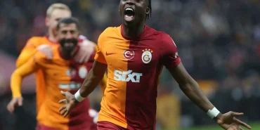 galatasaraya-derrick-kohn-piyangosu-vurdu-9JeAkB3L.jpg