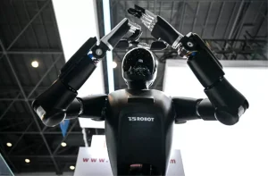 harbin-teknoloji-enstitusunden-yeni-robotik-mecmua-smartbot-p6afJ1u6.jpg