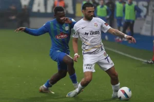 harika-ligi-karistiran-sonuc-caykur-rizespor-eyupsporu-1-0-yendi-HcUalpKF.jpg