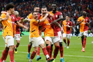 ingiliz-devleri-galatasarayin-yildizi-icin-siraya-girdi-d5SE6wNt.jpg