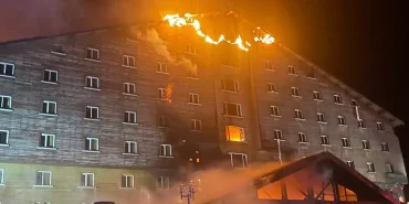 kartalkayadaki-yangin-faciasinda-isci-otomobil-kaygisina-dusmus-sIKfh8eV.jpg
