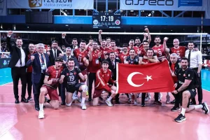 kulup-tarihinde-bir-ilk-ziraat-bankkart-cev-kupasinda-sampiyon-oldu-Zn5jPENw.jpg
