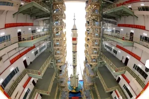 shenzhou-20-uzay-araci-firlatiliyor-TLEn5E15.jpg