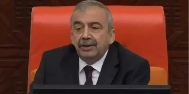 sirri-sureyya-baskan-sihhat-durumu-ne-sirri-sureyya-baskan-kalp-krizi-mi-gecirdi-787kjmwT.jpg
