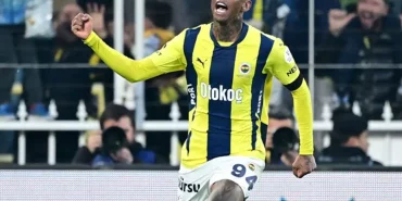 talisca-super-lig-mesleginde-bir-birincisi-basardi-C5QHSelT.jpg