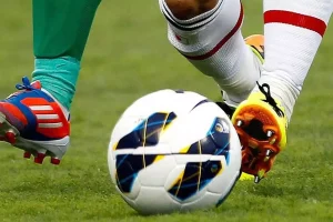 taraftarlar-ismini-sayikliyordu-super-lig-devine-aglayarak-veda-eden-yildiz-geri-donuyor-c74yrHTN.jpg