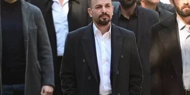 uzun-muddettir-sessizligine-burunen-burak-altaydan-hastane-odasindan-paylasim-FcKkrYkL.jpg