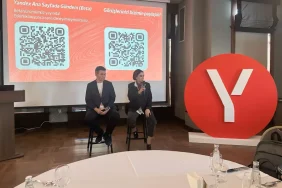 yandex-yayinci-bulusmasinda-haberlercom-ceosu-dr-sumeyra-teymurdan-onemli-bildiriler-Srs9dW1j.jpg