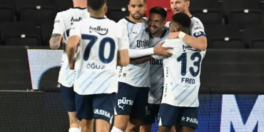yok-bu-turlu-mac-fenerbahce-gaziantep-fkyi-5-dakikada-devirdi-qf7i2SBa.jpg