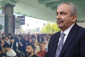 binlerce-kisi-sirri-sureyya-baskan-icin-levente-yurudu-am1HTT3l.jpg