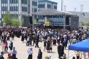 cankirida-mezuniyet-merasimi-heyecani-hjc4FpkP.jpg