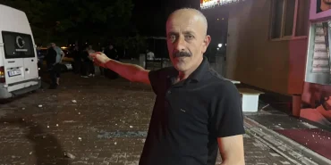 kayseride-yildirim-dusmesi-cati-hasar-gordu-ZlTiFXpa.jpg