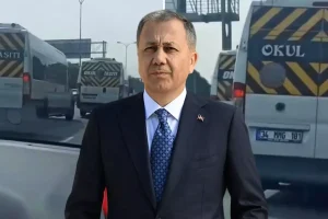 trafikte-cocuklarin-hayatini-tehlikeye-atan-okul-servis-suruculerine-ceza-yagdi-UB9sGby6.jpg