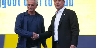 ali-koc-jose-mourinho-ile-gorusmek-icin-londraya-gitti-EqxrWN27.jpg
