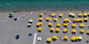 antalyada-sicak-hava-yogunlugu-artirdi-kkRIK4li.jpg