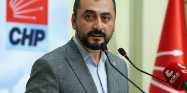 chpli-eren-fazilet-kilicdarogluna-kufretmek-icin-600-kisilik-trol-takimi-kuruldu-f6ZurJKc.jpg