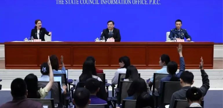 Çin, Askeri Geçit Merasimi ile Gücünü Gösteriyor