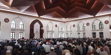 gaziantep-ve-etraf-vilayetlerde-kurban-bayrami-namazi-kilindi-KfmQHKF7.jpg