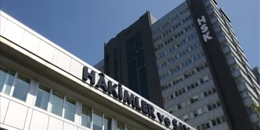 hsk-2025-ana-kararnamesi-ile-kac-hakim-ve-savcinin-vazifesi-degisti-httpshskgovtr-hsk-kararnamesi-tam-liste-nerede-yayinlandi-87AMYOb1.jpg