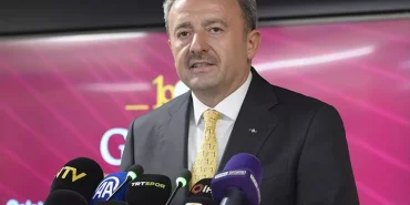 ibrahim-hatipoglundan-kaleci-transferi-aciklamasi-sampiyonlar-liginde-birinci-maca-onunla-cikacagiz-62LYuX5Y.jpg