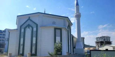 pazarci-mahallesinde-yeni-cami-acildi-TPVQtEiw.jpg