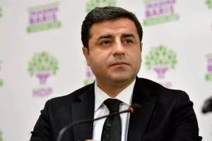 selahattin-demirtastan-surpriz-cagri-4-husus-siraladi-xd1kWMWg.jpg