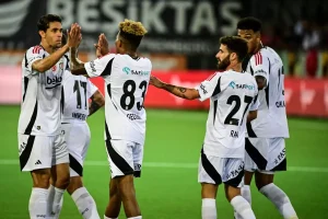 tam-disimize-nazaran-kura-besiktasin-uefa-avrupa-ligindeki-beklenen-rakipleri-muhakkak-oldu-LwtEDNMP.jpg