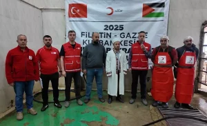 turk-kizilay-vekaletle-kurban-kesim-kampanyasina-basladi-GQp63uiR.jpg