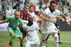 ustun-ligin-gol-hukumdari-3-lige-transfer-oldu-CtLWYOiX.jpg