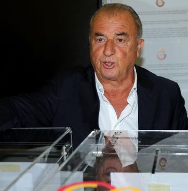 104-yabanci-kurali-tartismalarina-fatih-terim-de-dahil-oldu-iOiGJx9b.jpg