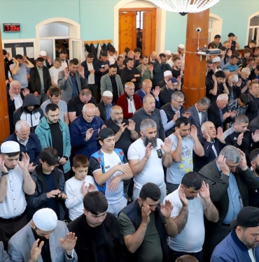 azerbaycanda-kurban-bayrami-coskusu-cCZWFOfj.jpg