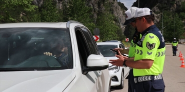 bayramda-trafik-tedbirleri-artirildi-E4t8GW3s.jpg