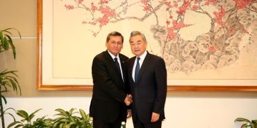 cin-disisleri-bakani-turkmenistanli-mevkidasiyla-new-yorkta-gorustu-NCMtHO1U.jpg