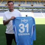 ederson-31-numarayi-birakiyor-NeD6TPTk.jpg