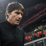fenerbahce-ile-anilan-conte-napoliye-veda-etti-hpGvwk9A.jpg