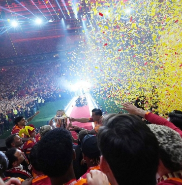 galatasarayda-ayrilik-basladigim-yere-doneyim-XEd2mi3Q.jpg